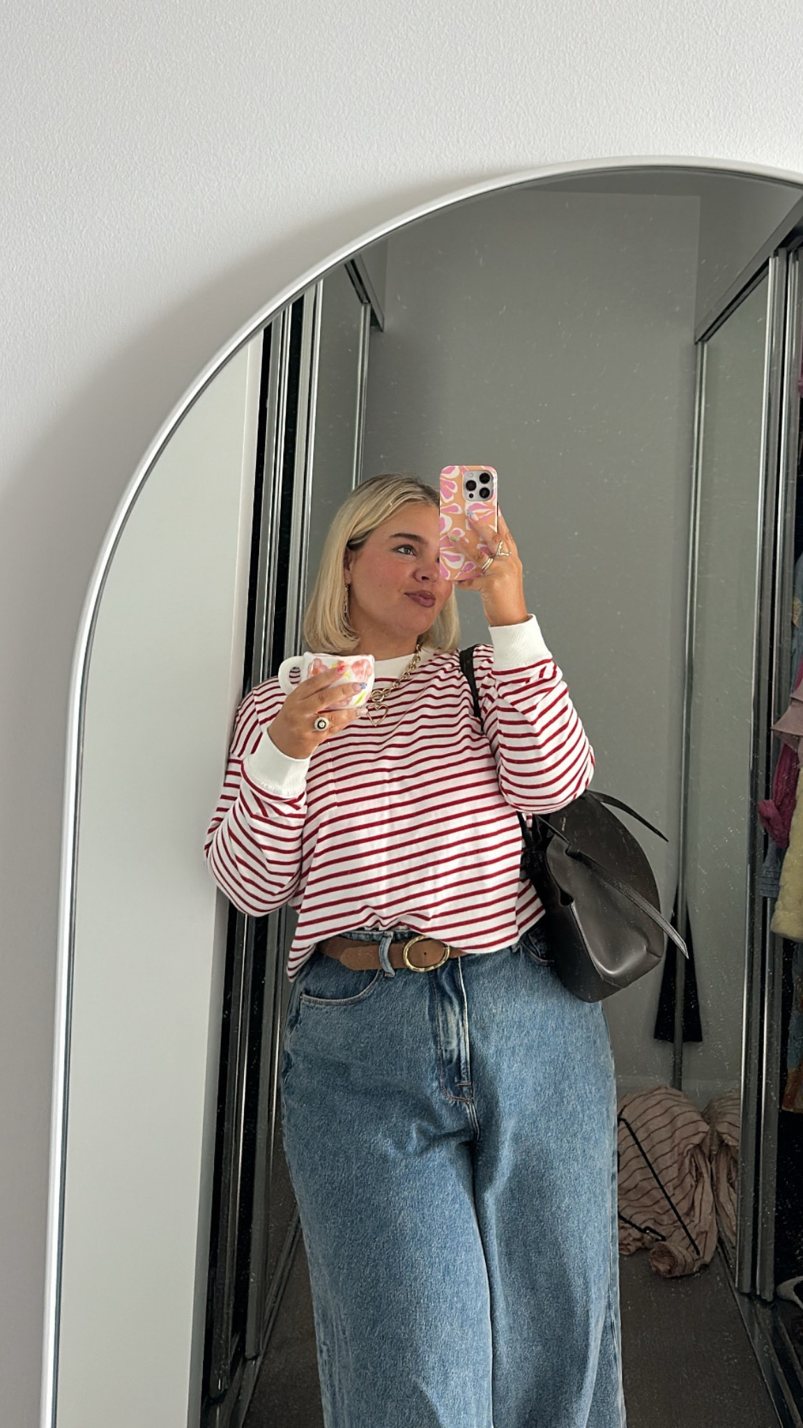 The perfect autumn outfit. Top is a size medium and is a lovely baggy fit, jeans are a size au 14 

#LTKaustralia #LTKcurves #LTKautumn