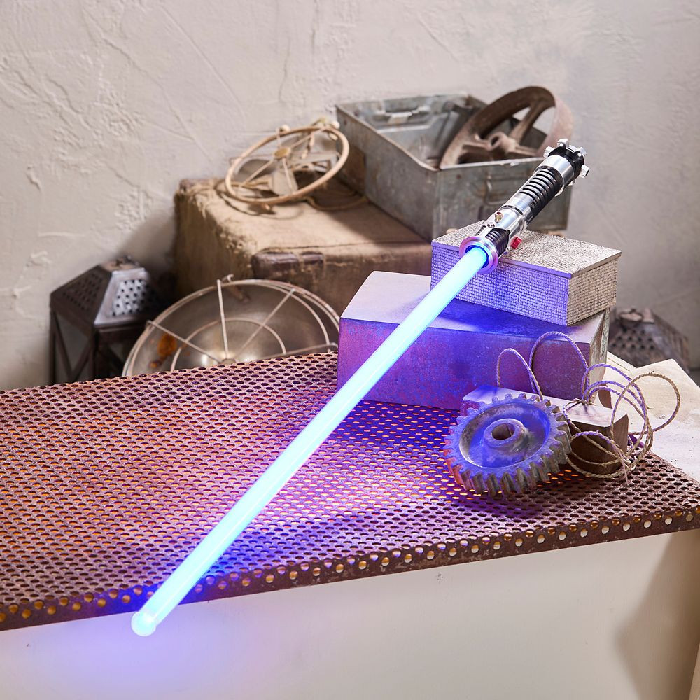 Obi-Wan Kenobi Legacy LIGHTSABER Set \u2013 Star Wars | Disney Store