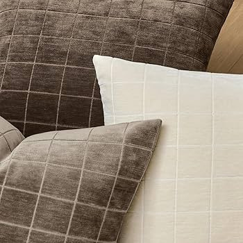 MIULEE Decorative Chenille Check Throw Pillow Covers Vintage Plaid Couch Pillows 20x20 Inch Set o... | Amazon (US)