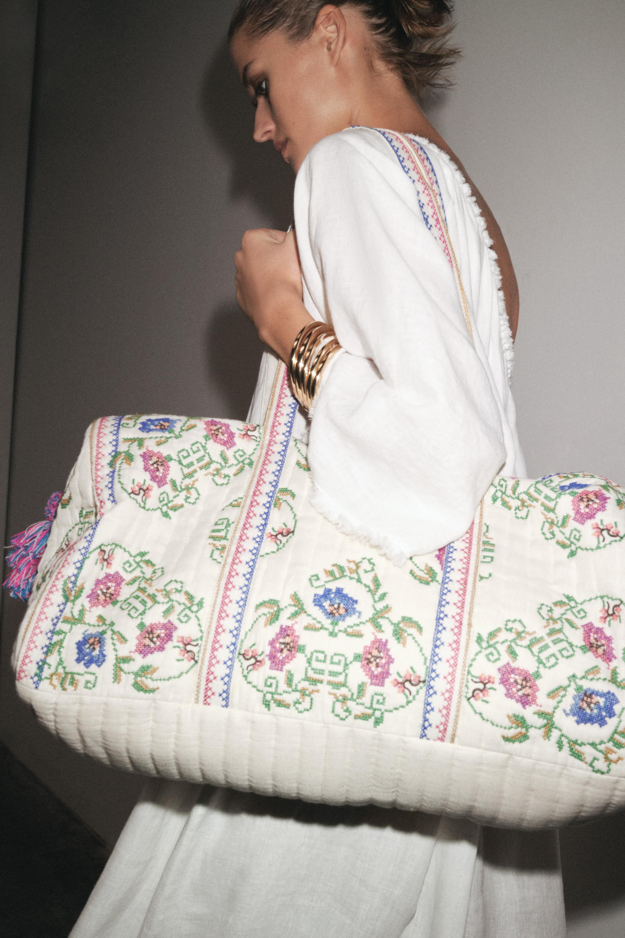 QUILTED EMBROIDERED BAG | Zara US