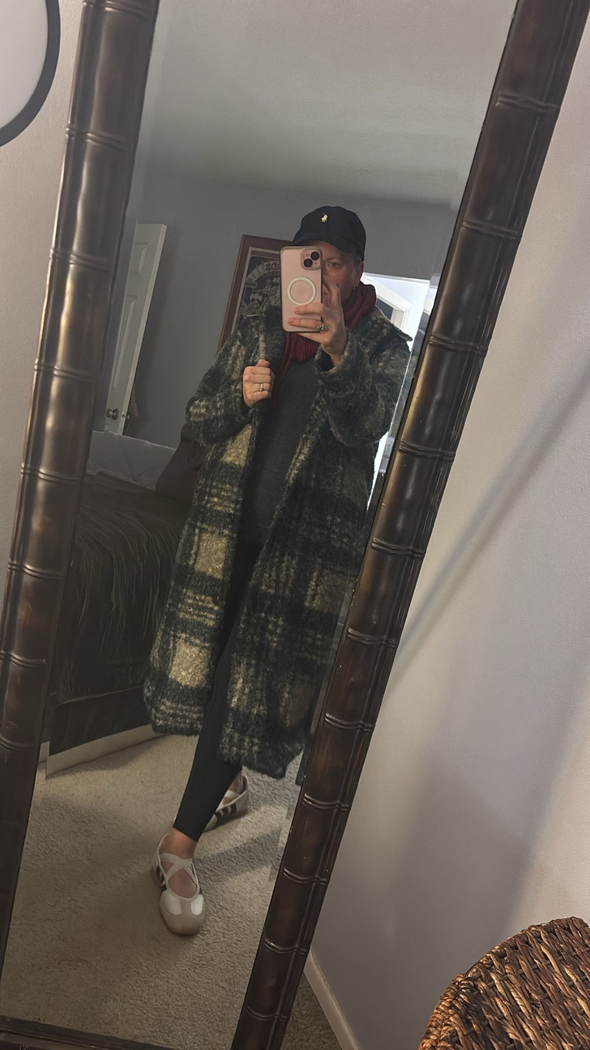 Cold weather fit, cold outfit, coat, hat 

#LTKSeasonal #LTKU #LTKFindsUnder100