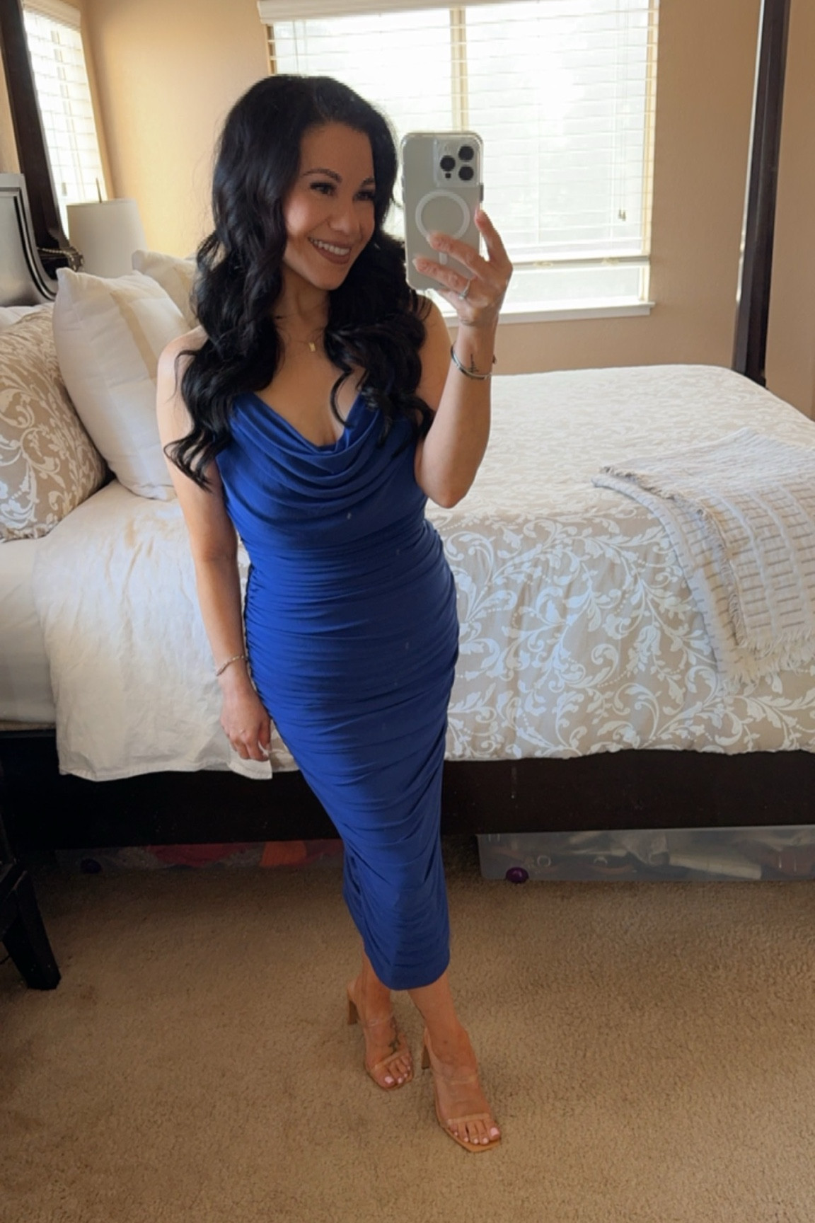 Just OBSESSED!! This dress is perfect for any summer event you have! I’m in a small and goes up to a size 3XL, also comes in 3 other colors 🤍