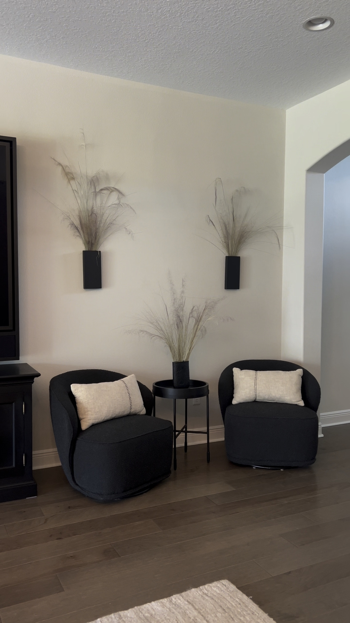 Obsessed with my new plant scones! 🪴 

#LTKFindsUnder50 #LTKVideo #LTKHome