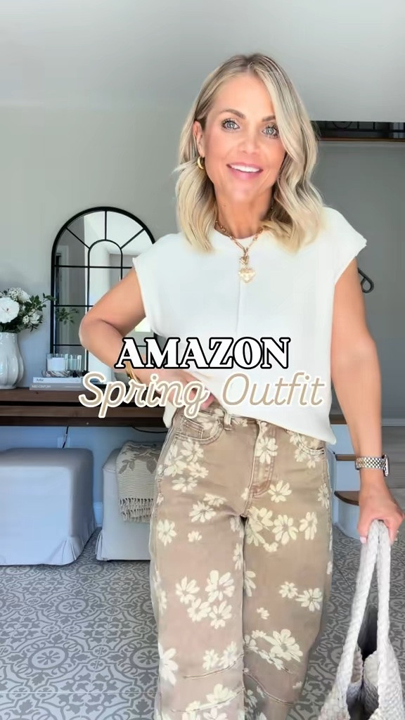 Amazon Spring Outfit🌸 I am loving these barrel leg jeans with the flower detail so cute and even petite friendly! 


Amazon outfits, Amazon finds, Amazon fashion, floral pants, spring outfits 2026, spring outfit inspo, summer outfits 2026, summer outfit inspo, petite style, midsize fashion, casual style

#LTKootd #LTKMidsize #LTKPetite