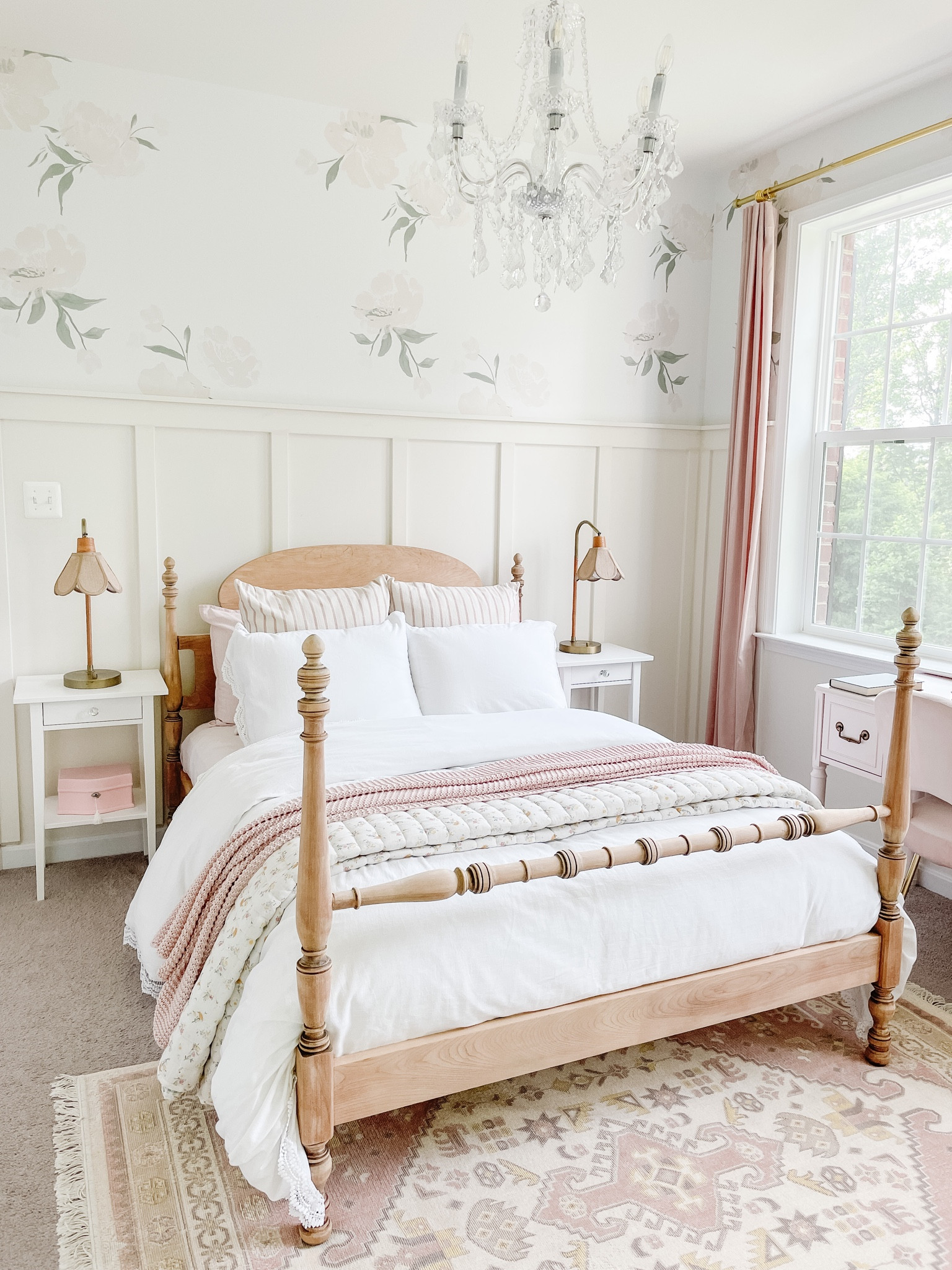 Girls bedroom!! ❤️❤️

#LTKfindsunder100 #LTKhome #LTKfindsunder50