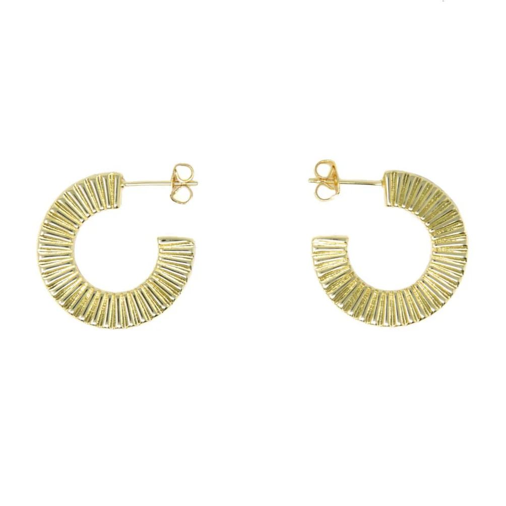 Sylvie Hoops | Allie + Bess