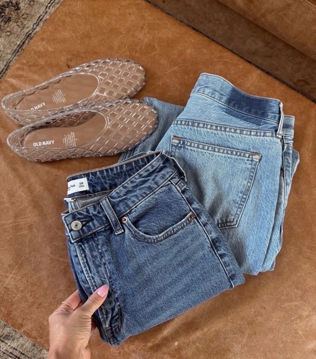 Abercrombie denim 🩵

#LTKootd #LTKgrwm #LTKmomlife
