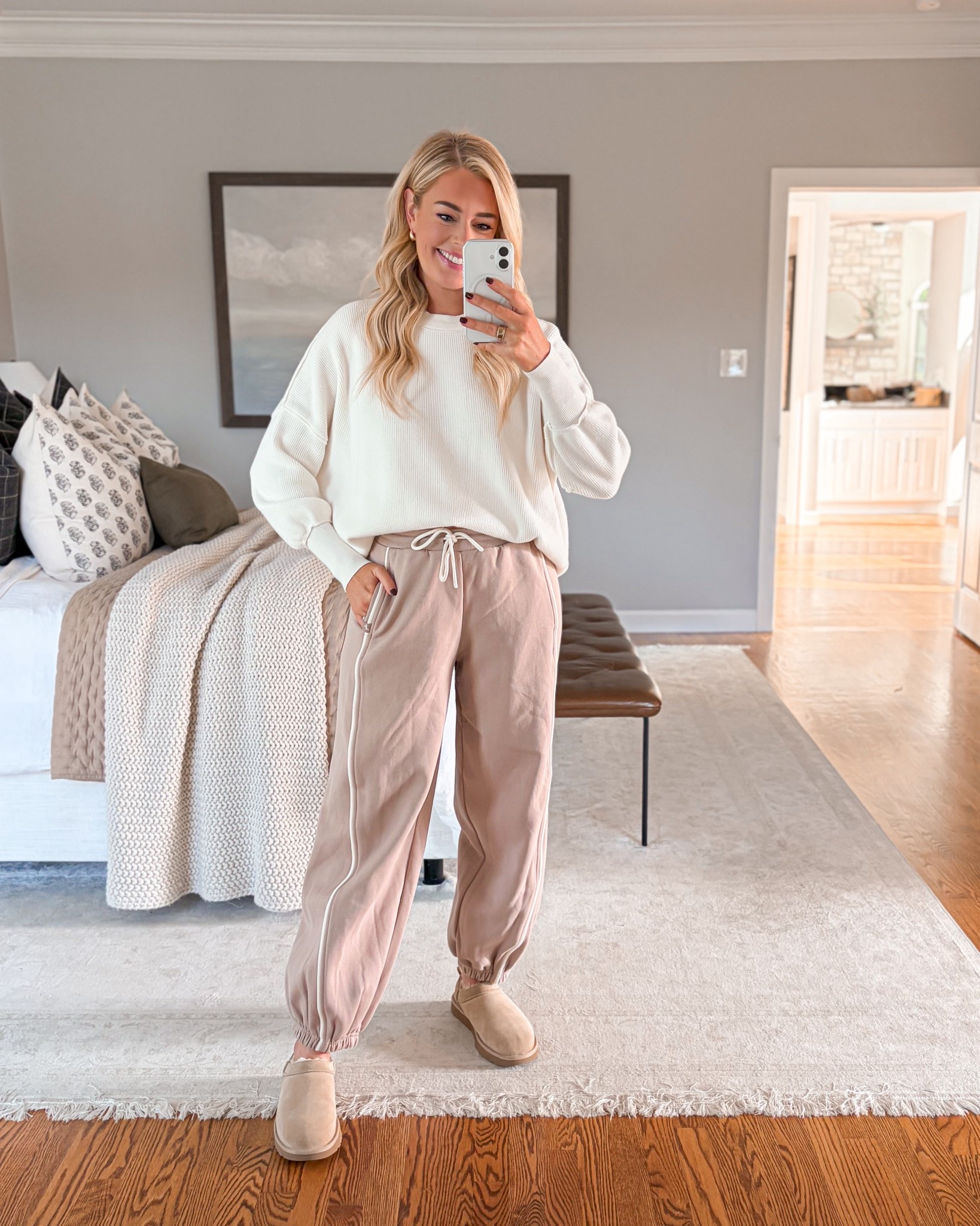 Sized up to a medium in sweater for an oversized fit & a small in pants 


#LTKHoliday #LTKSeasonal #LTKootd