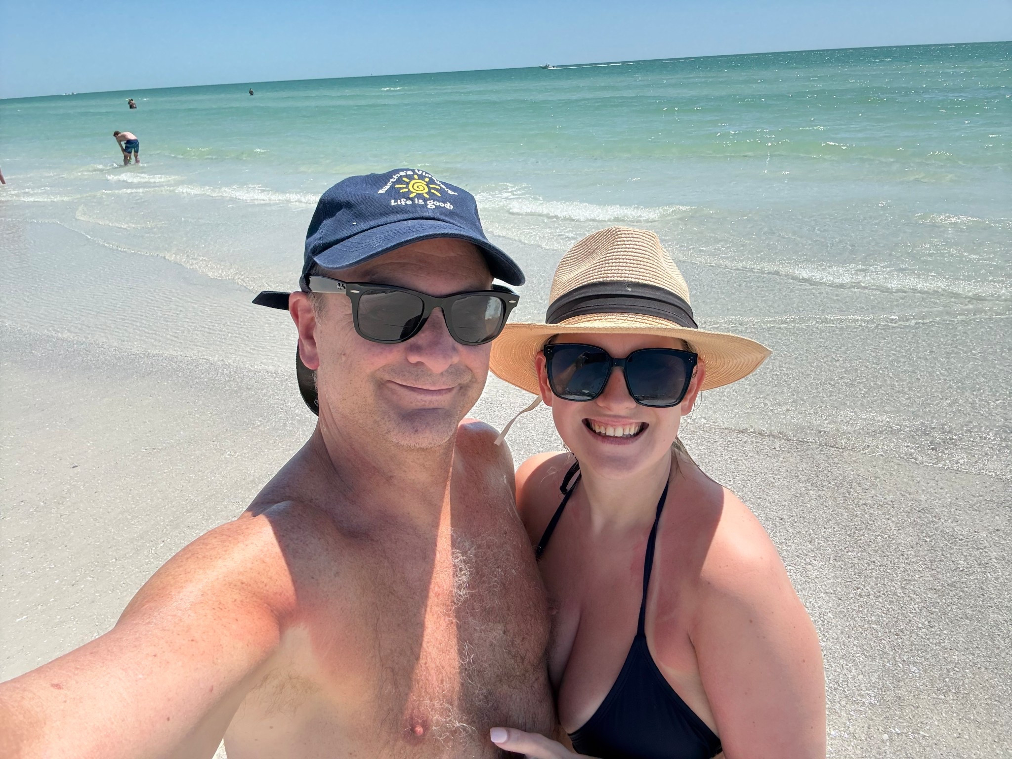 White sand, salty air, and sunset skies—Siesta Key beach is pure magic. Every step feels like a soft escape.
#SiestaKeyBeach #BeachVibes #CoastalEscape #TravelAndLifestyle #SunsetLovers #BeachGetaway #Wanderlust