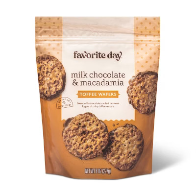 Milk Chocolate Macadamia Toffee Wafer - 8oz - Favorite Day™ | Target