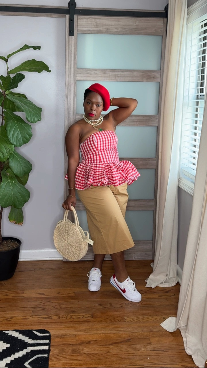 Sneaker Outfit Ideas to Try This Summer 👟❤️…

We’re hot, we’re outside, we’re booked and busy. So I put together 3 simple Nike Cortez “Forrest Gump” outfit ideas that are simple, stylish, and truly wearable for anyone.


#LTKFindsUnder100 #LTKSummerEdit #LTKStyleTip