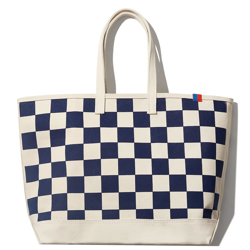 The Over the Shoulder All Over Check Tote | KULE (US)