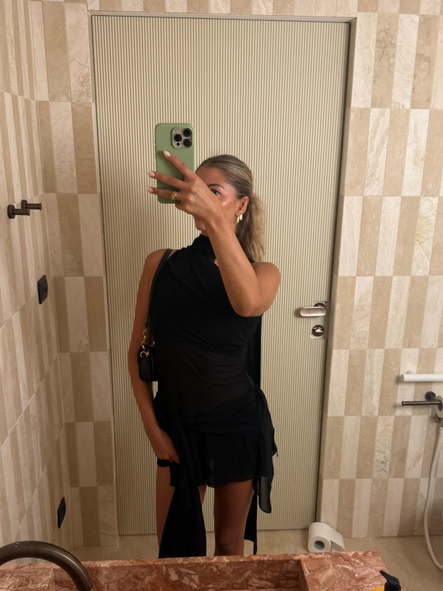 Perfect little black dress <33

#LTKootd