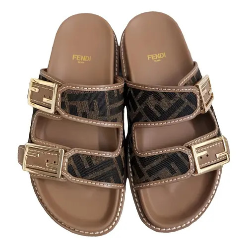 Fendi Feel leather sandal | Vestiaire Collective (Global)