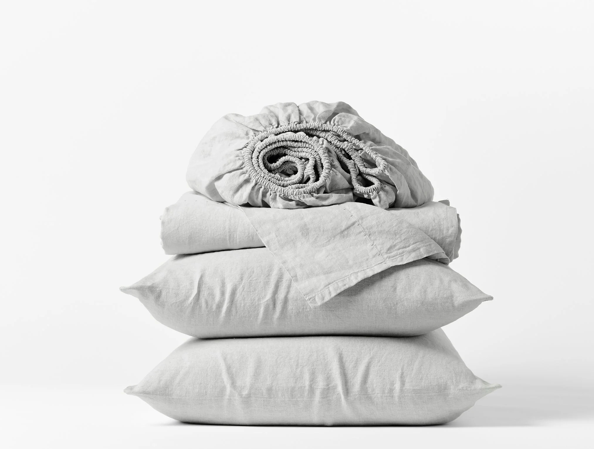 Organic Relaxed Linen Sheet Set Cal King Fog | Coyuchi