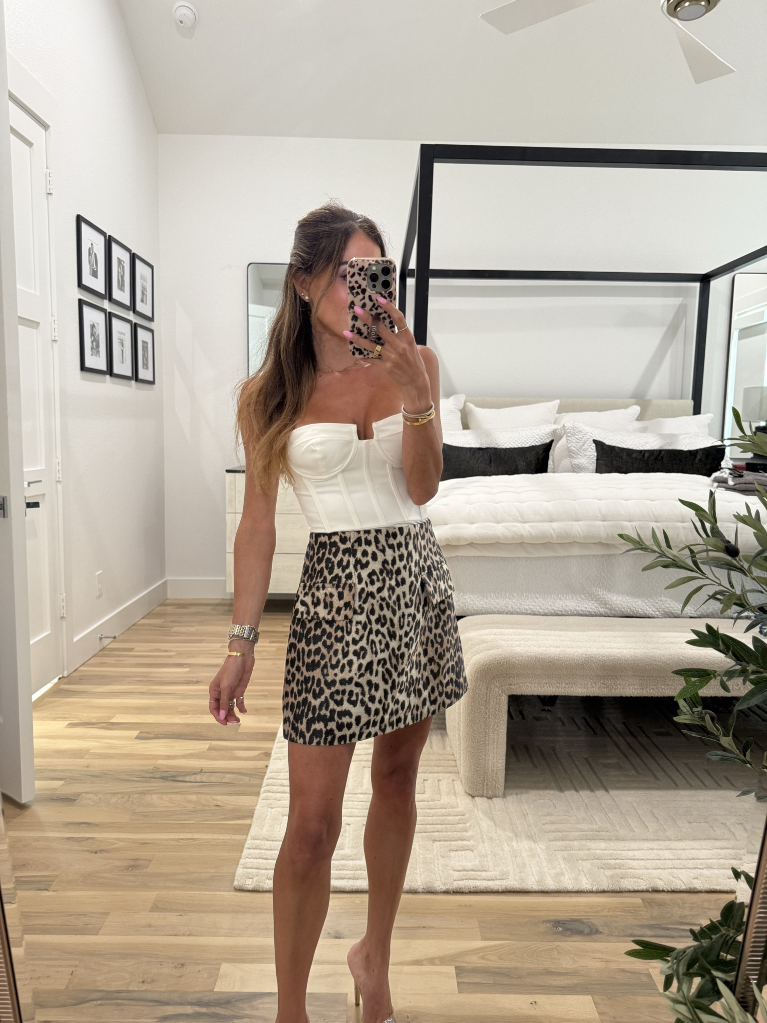 Leopard skirt size 0 bodysuit corset size xs 

#LTKFindsUnder100 #LTKPetite #LTKFindsUnder50