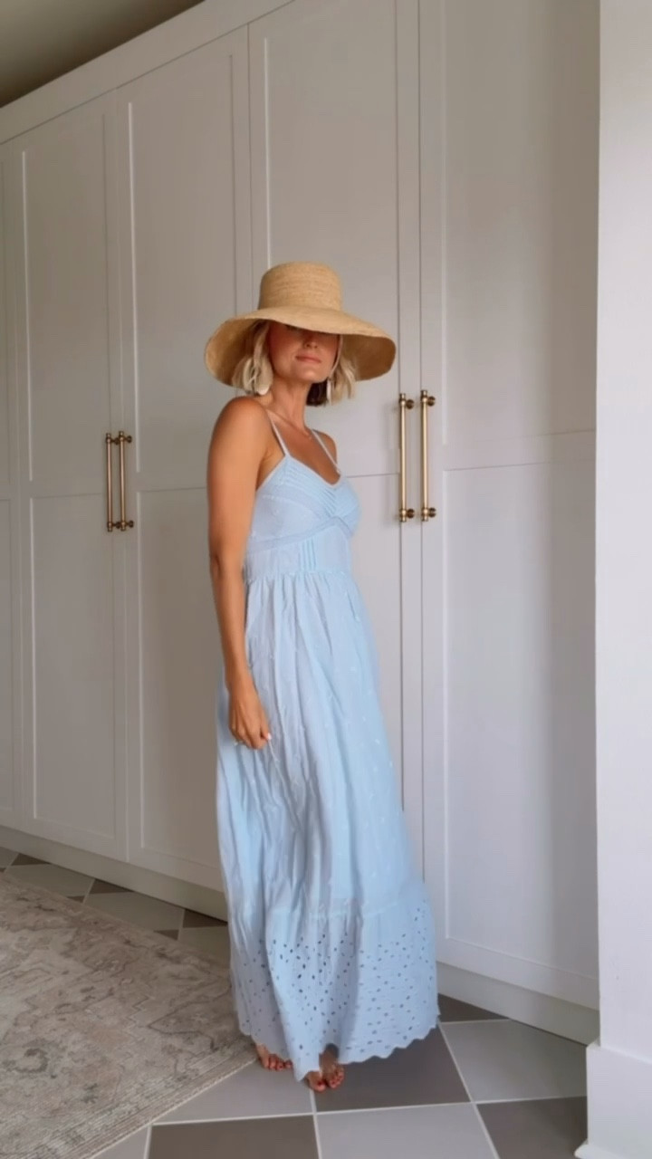 This blue maxi dress is one you can wear on repeat this summer! Love the eyelet details at the bottom! Wearing S!

Loverly Grey, Target, maxi dress, summer dress

#LTKSeasonal
