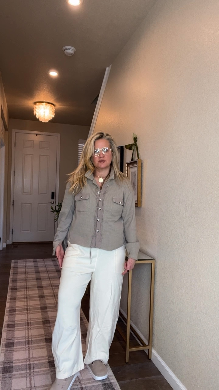  ✨Tap the bell, save and ❤️ for over 40 fashion, midlife style, midsize fashion and luxury looks for less. 

We’ve all bought Amazon pieces that looked amazing online… then felt wrong on us.
Once I stopped chasing trends and started choosing what actually flatters, everything changed.

These outfits skim, drape, and balance comfort with polish, so they work in real life, not just on screen.

Affordable can look elevated.
And we deserve clothes that support us.

👑"Helping you look good, feel good!" - Lindsey Denver

⬇️Sizing information: 
1. Top medium doesn
Jeans 12 tts

2. Sweater medium (size down if in between sizes.)
 
3. Too large (size down if in between sizes.)
Pants large (size up if in between sizes.)

4. Top large tts
Barrel planes large (size down if in between sizes.) 

Follow my LTK @Over40andmidlife on the @shop.LTK app to view this post and get my exclusive app-only content!

#liketkit #LTKMidsize #LTKOver40 #LTKootd
@shop.ltk
https://liketk.it/5S6w0