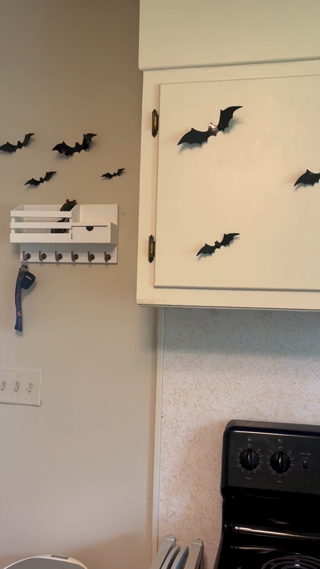Getting Spooky During Nap Time🦇🎃👻 SAHM Life | Spooky Season | Home Decor | Fall Decor 

#LTKSeasonal #LTKHome #LTKFamily