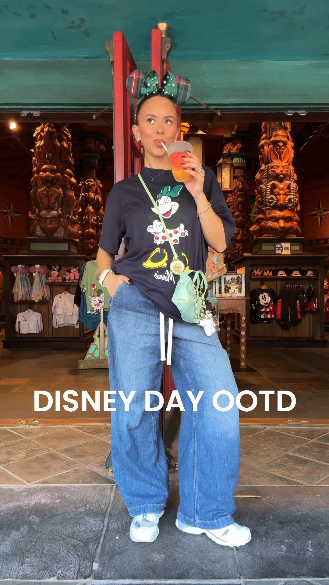 Disney OOTD ✨🎄🐭⭐️

#LTKStyleTip #LTKHoliday #LTKBump