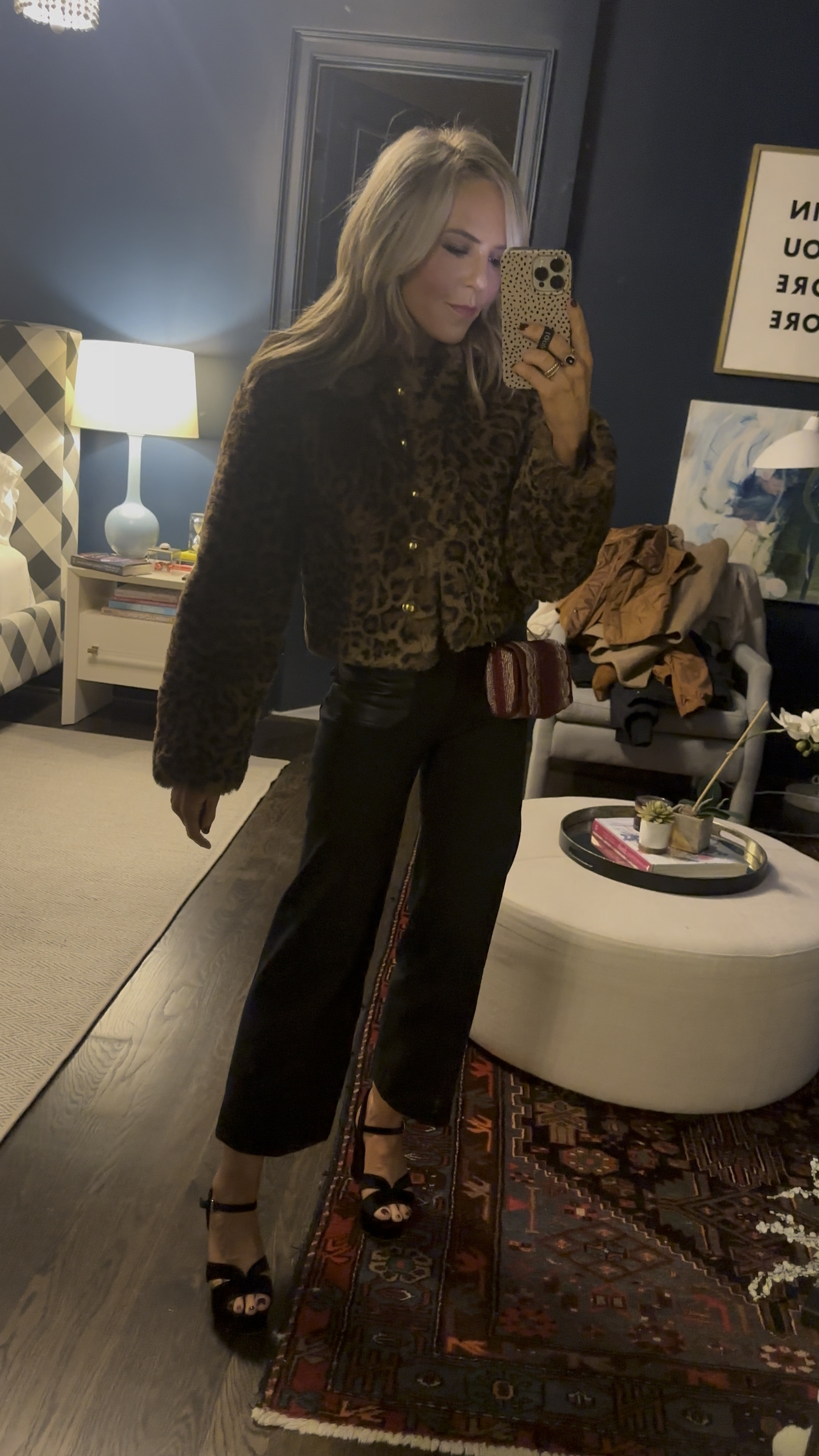 the perfect holiday ensemble! wearing XS in jacket and top and size 24 in pants | 

#LTKHoliday #LTKSeasonal #LTKFindsUnder100