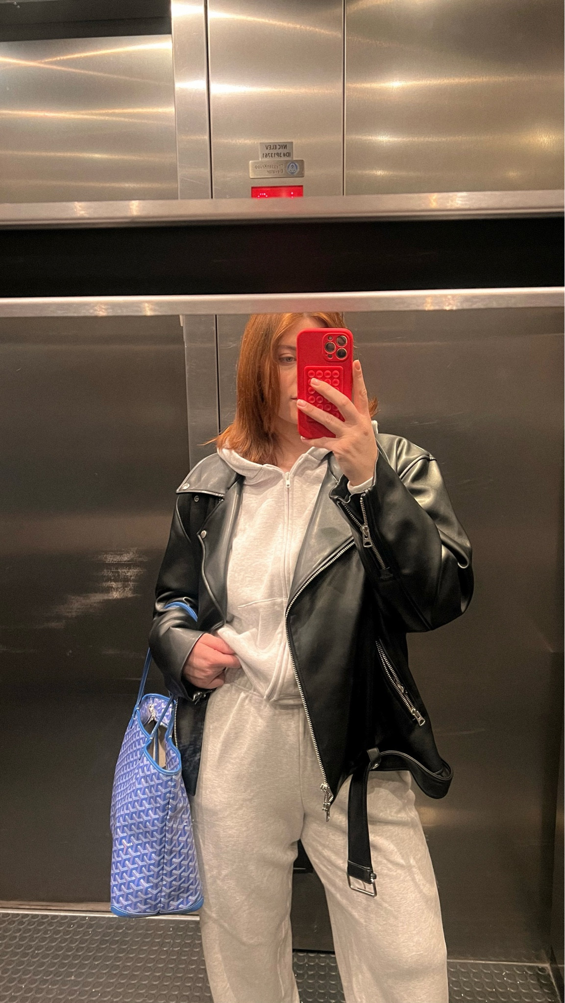 Elevated sweatsuit look ⚡️

Skims, sweat seat, sweatpants, leather jacket, elevated basics, outfit inspiration, style inspiration, casual outfit idea

#LTKstyletip #LTKmidsize #LTKfindsunder100