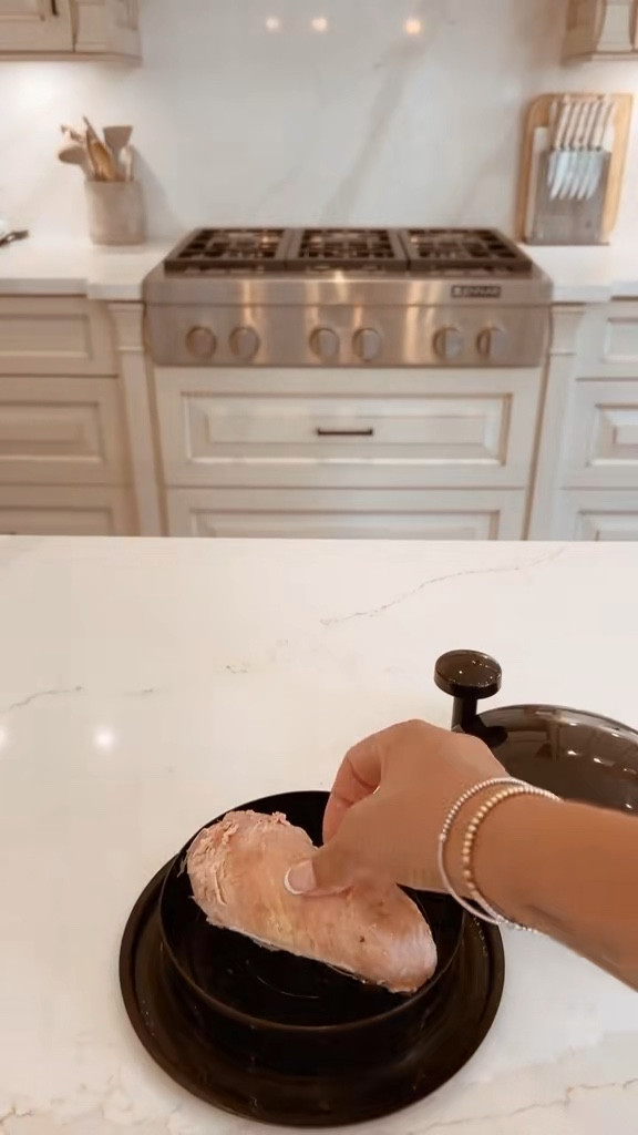 Amazon finds
Cooking hacks 
Meal prepping 
Protein
Chicken shredder 

#LTKHome #LTKfoodie #LTKdayinmylife