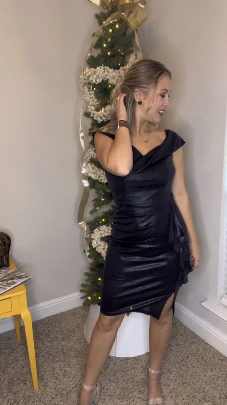 Gorgeous shimmery special occasion dress. I'm wearing a small and it fits true to size.
#coctaildress #weddingguest #holidayoutfit #shimmer

#LTKSeasonal #LTKHoliday #LTKstyletip