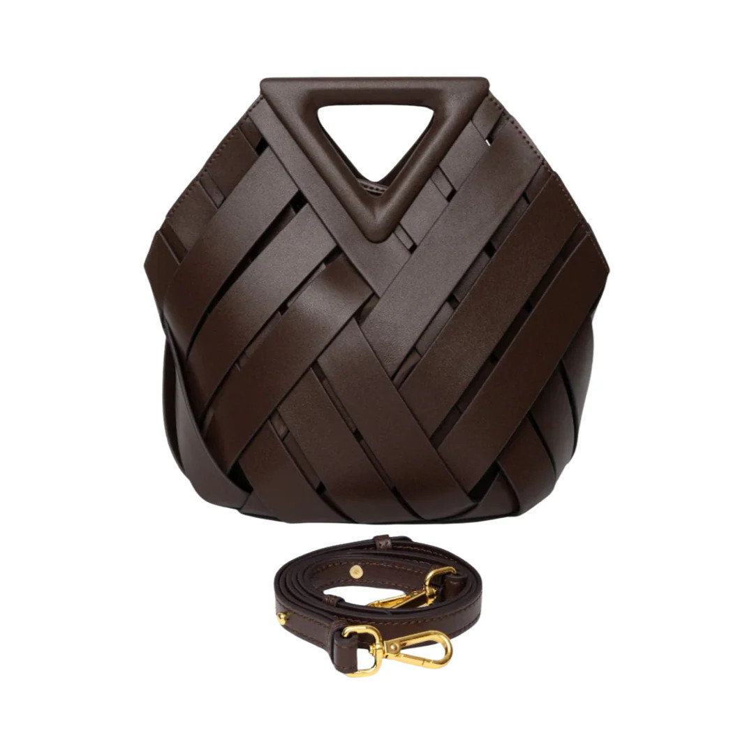 ANNIKA | ALL SANTAELLA