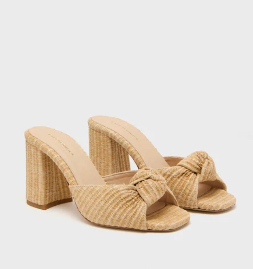 Tuckernuck Raffia Heels

#LTKWorkwear #LTKTravel #LTKOver40