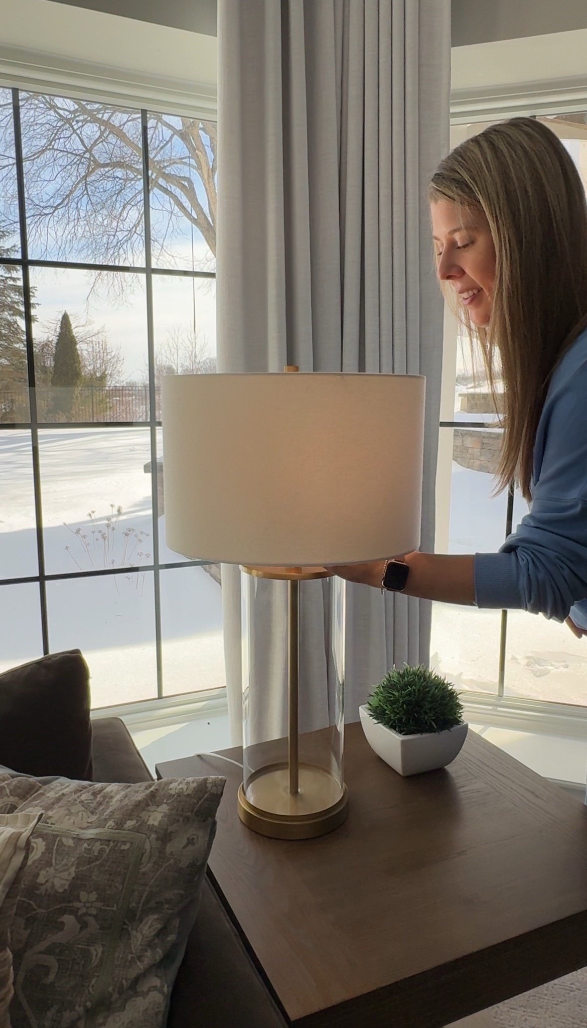 Lighting to love 🤎 this light is classic and timeless, one that can go anywhere! You can shop it below. 

