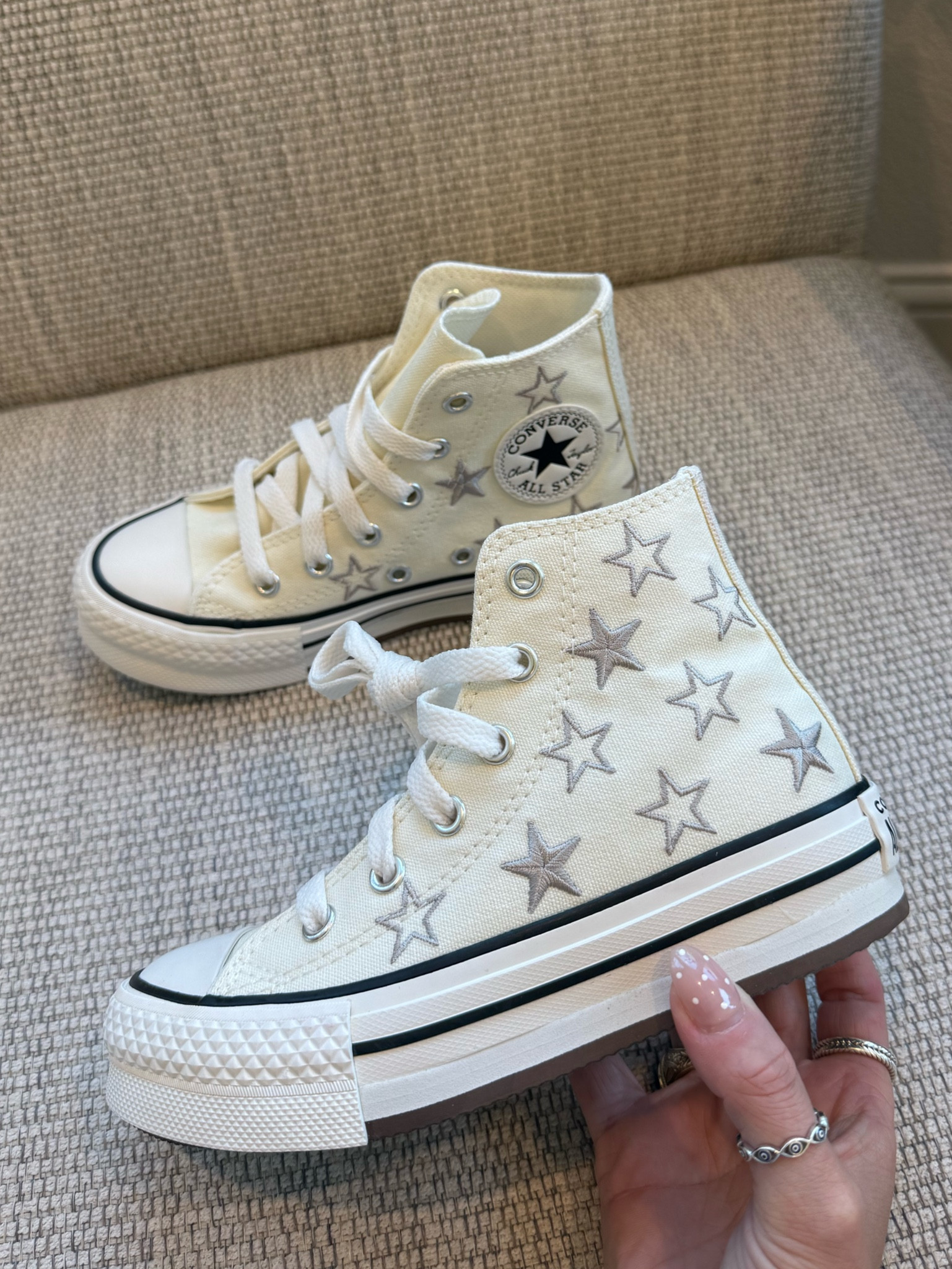 Girls everyday sneakers⭐️




Girls school outfit
Kids converse
Chuck Taylor
Kids sneakers platform

#LTKFamily #LTKKids #LTKShoeCrush