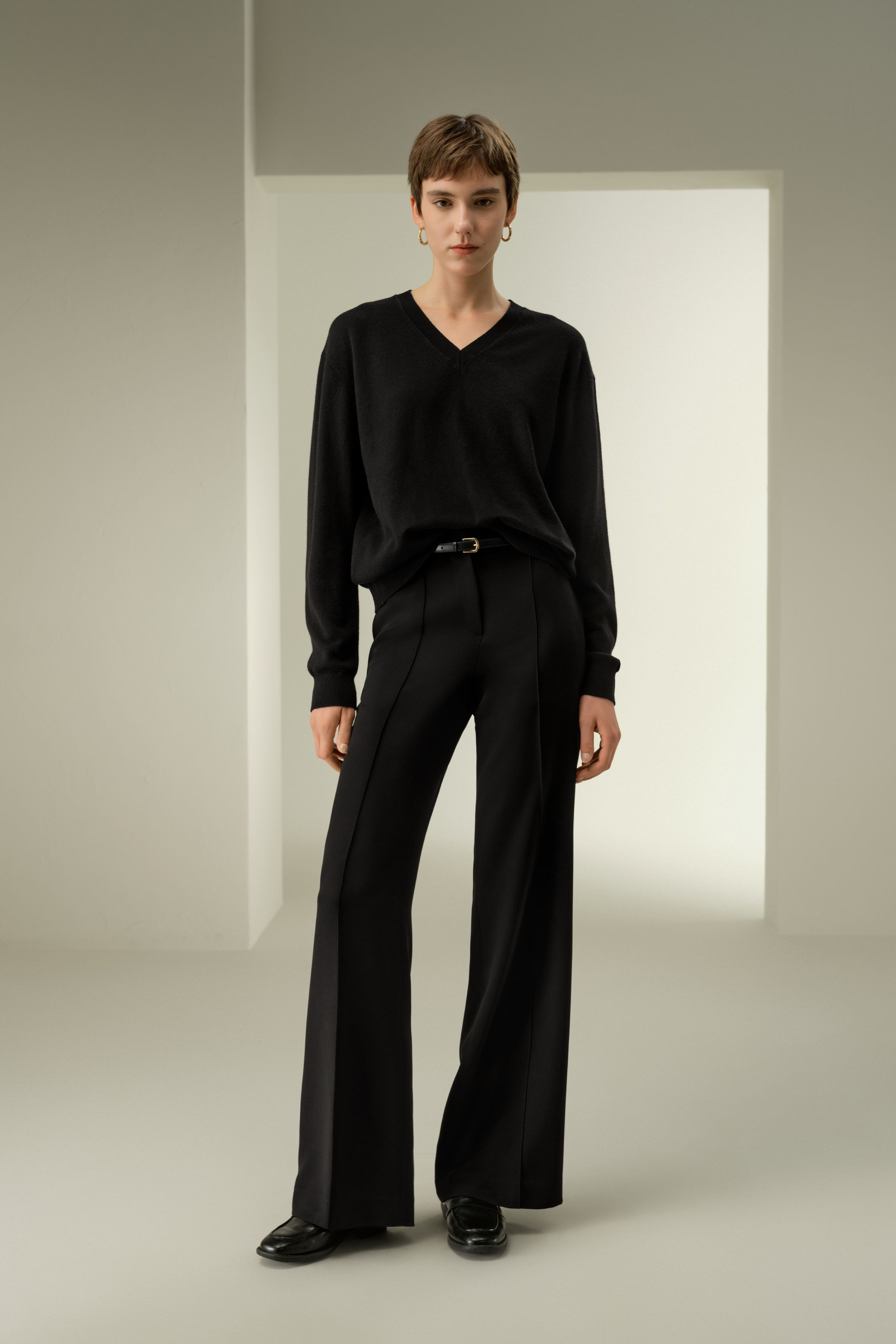 V-Neck Baby Cashmere Sweater | LILYSILK