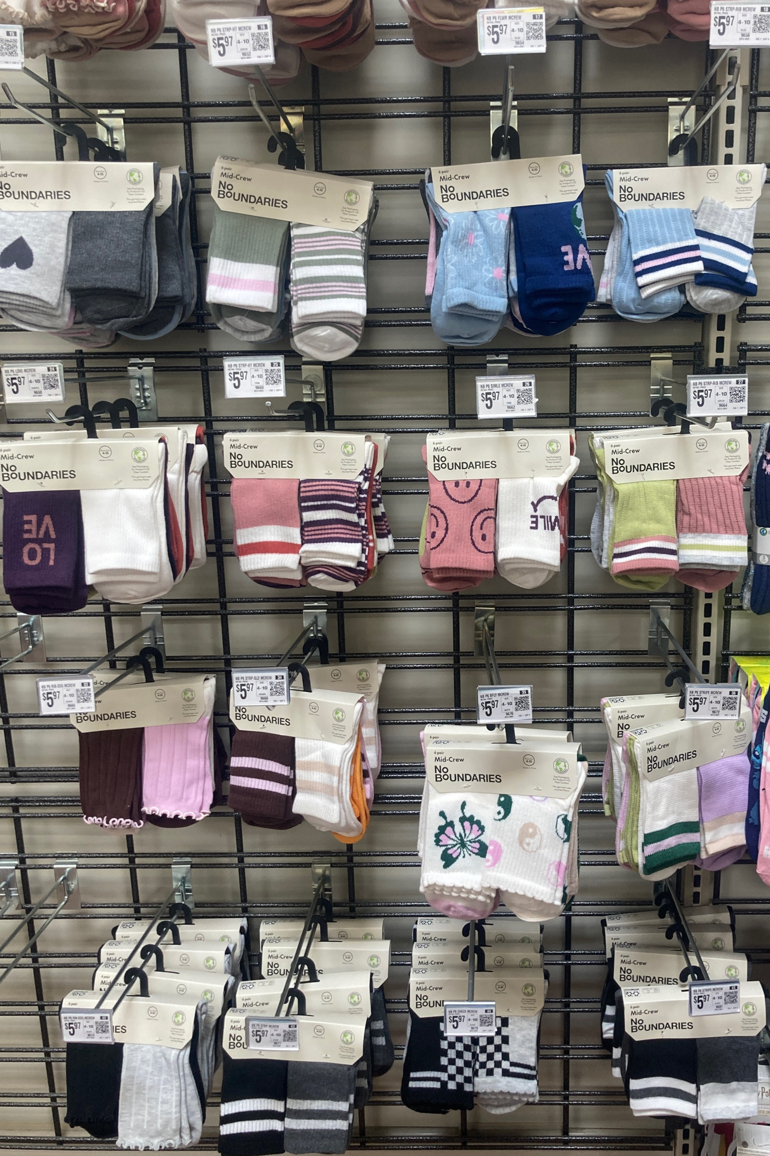 Super cute trendy socks 

#LTKFindsUnder50 #LTKActive #LTKStyleTip