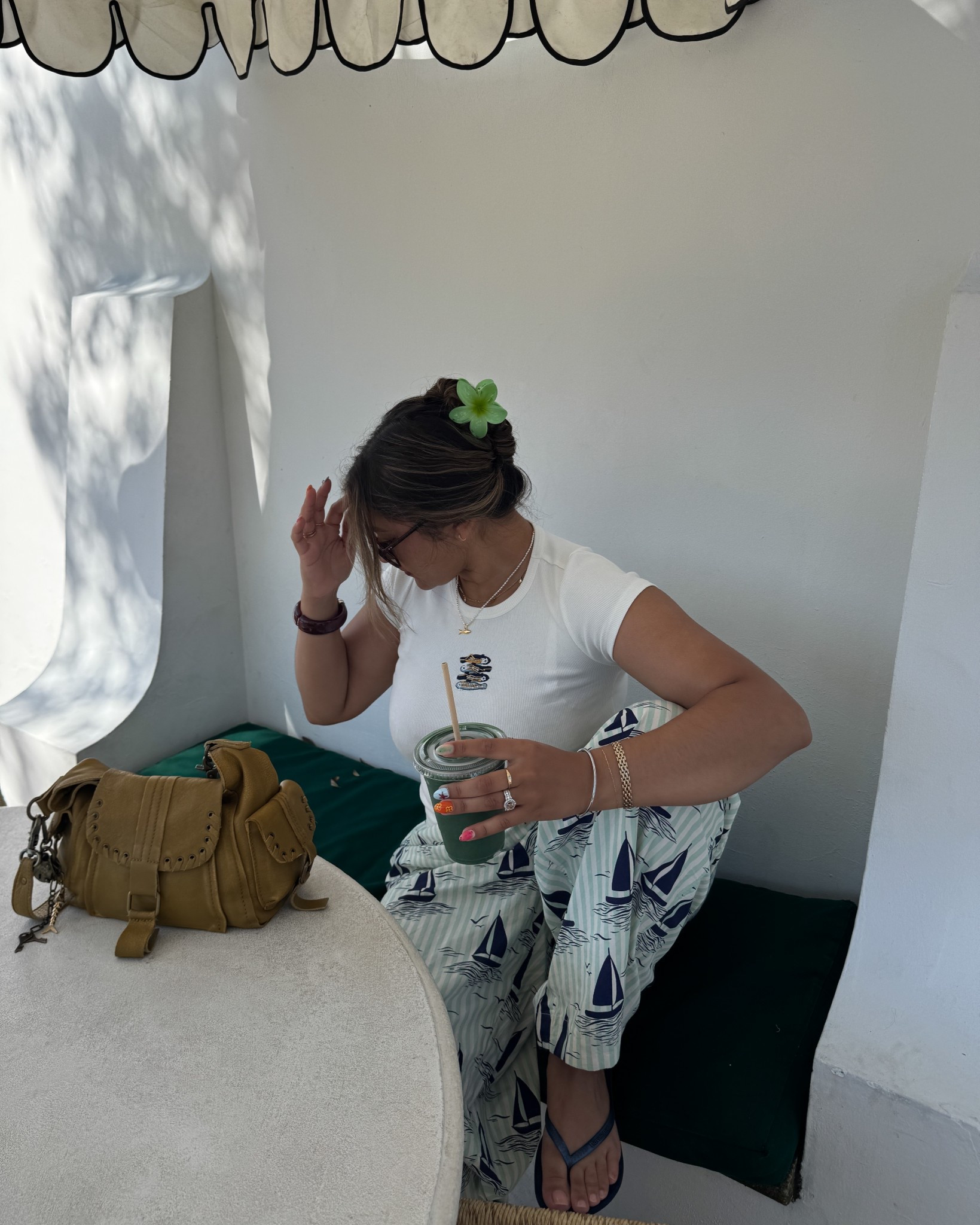 the perfect, vacation beach ready outfit! perfect for sightseeing and taking a stroll