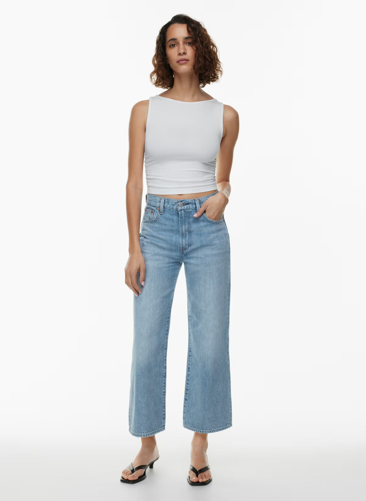 THE FARRAH HI-RISE WIDE CROPPED JEAN | Aritzia