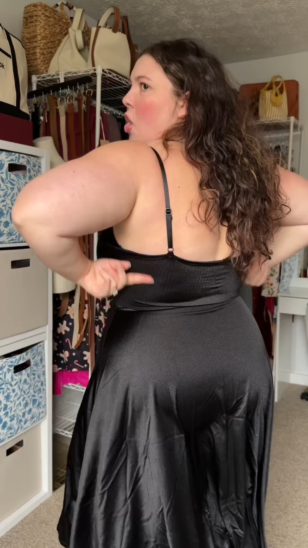 OH OKAY #builtinbra #shapeweardress #golddress #weddingguestdress #plussizedress

#LTKSaleAlert #LTKPlusSize