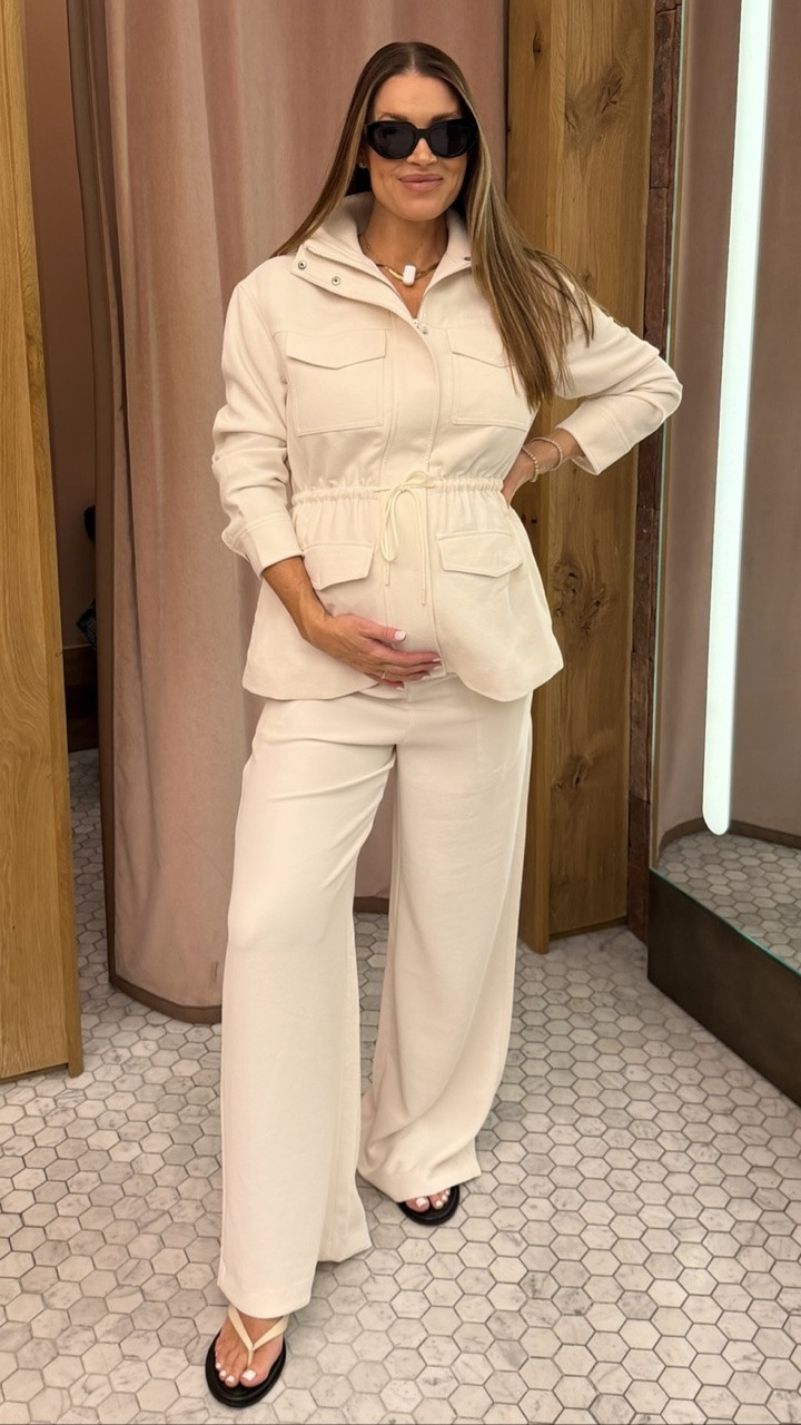 Sharing new fall outfits from @Aritzia! Found so much good fall outfit inspo for you ladies, especially if you’re trying to style a baby bump this season. Browse my LTK feed for more looks!

Pregnancy outfits, fall style, fall outfit ideas

#LTKootd #LTKBump #LTKSeasonal