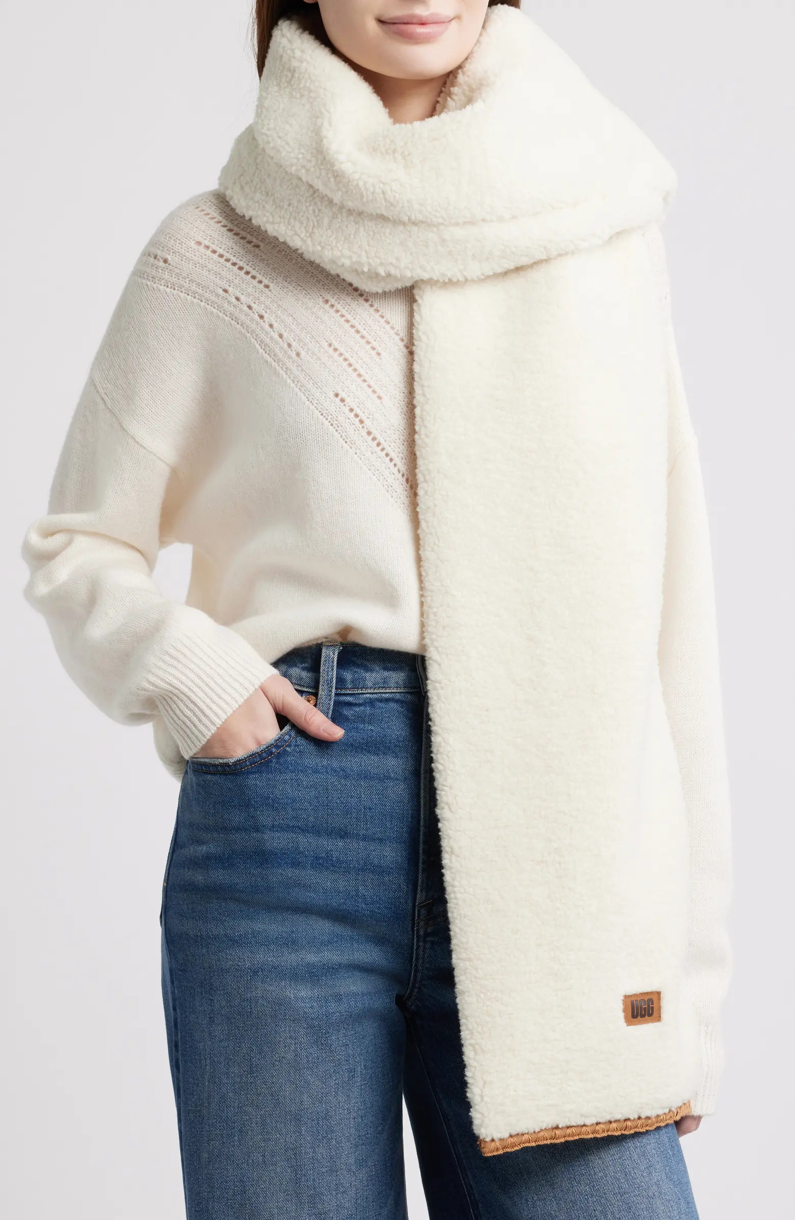 UGG® UGGfluff Scalloped Scarf | Nordstrom | Nordstrom