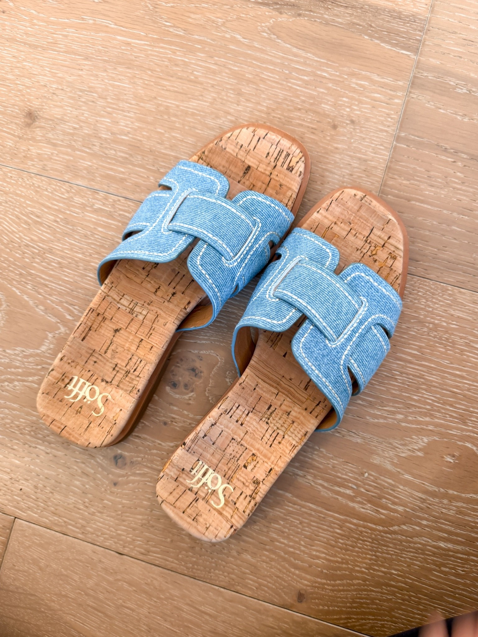 Sandals | summer sandals | slides

#LTKgrwm #LTKdayinmylife #LTKmomlife