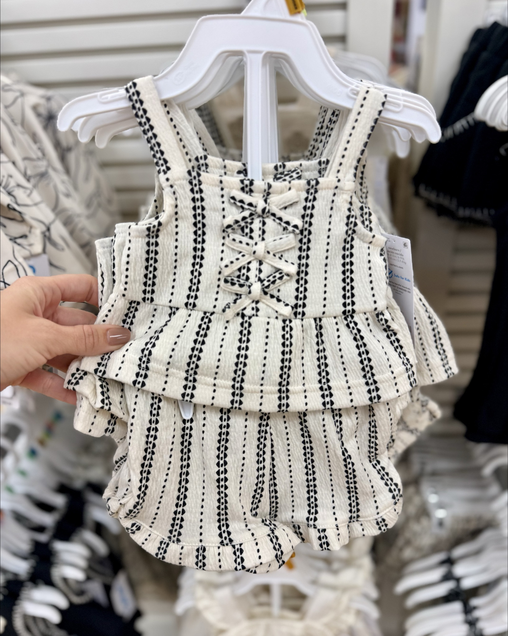NEUTRAL GIRL MOMS THIS IS FOR YOU 👀 have y’all seen the new black/ ivory Spring and Summer fashion collection for little girls/ toddlers/ baby girls 🥹😍 SO cute! 
-
#girlfashion #girlstyle #springclothing #kidsfashion #kidstyle #girlmom #toddlergirlfashion #toddlergirlstyle #babyfashion #babygirl #neutralfashion #babyoutfit #babystyle