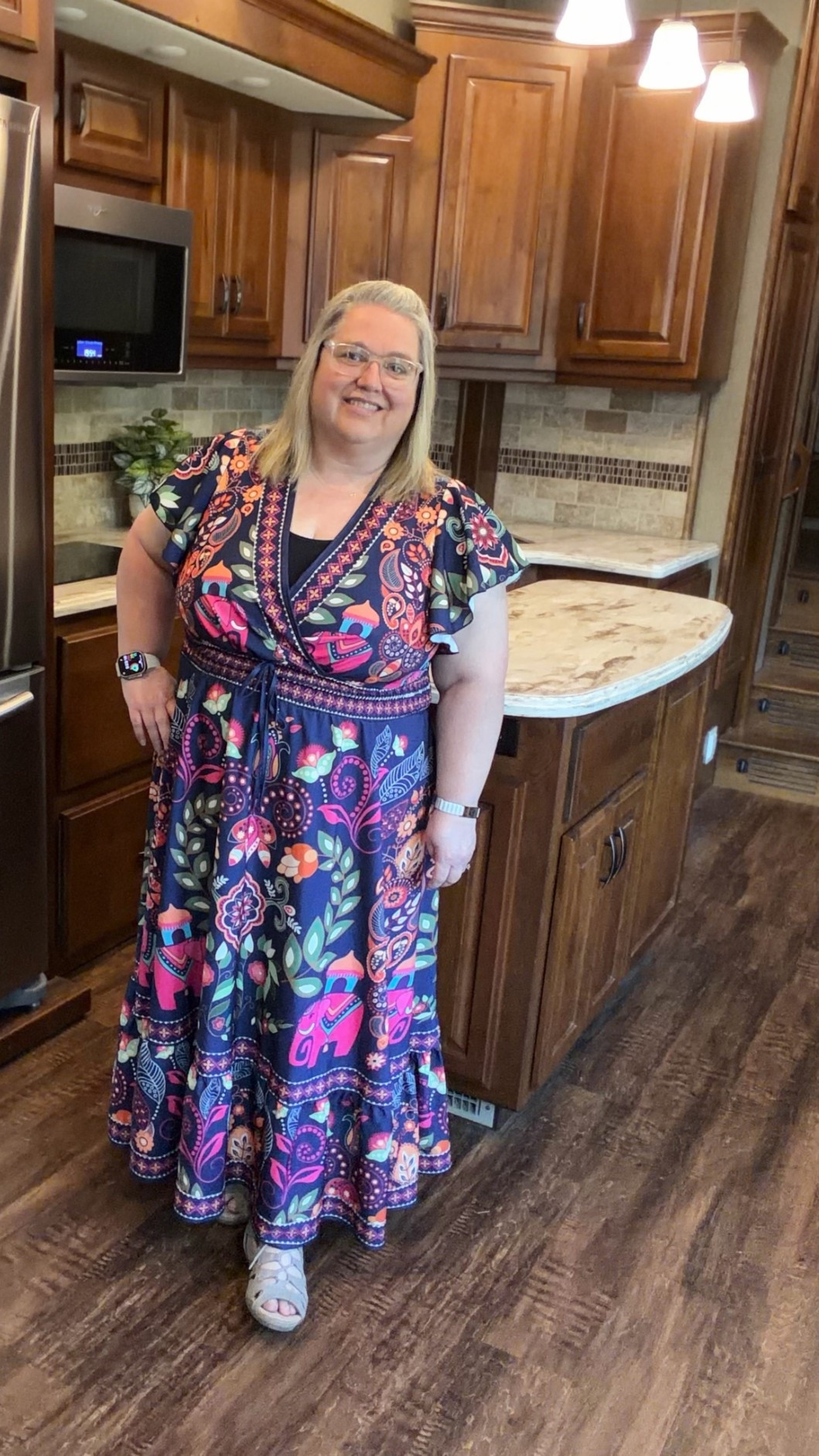 I got more compliments on this dress than any other dress I’ve ever worn. So comfortable! Light and flowy. Perfect for vacation, church, weddings, resort wear, dinner, you name it!

#LTKPetite #LTKPlusSize