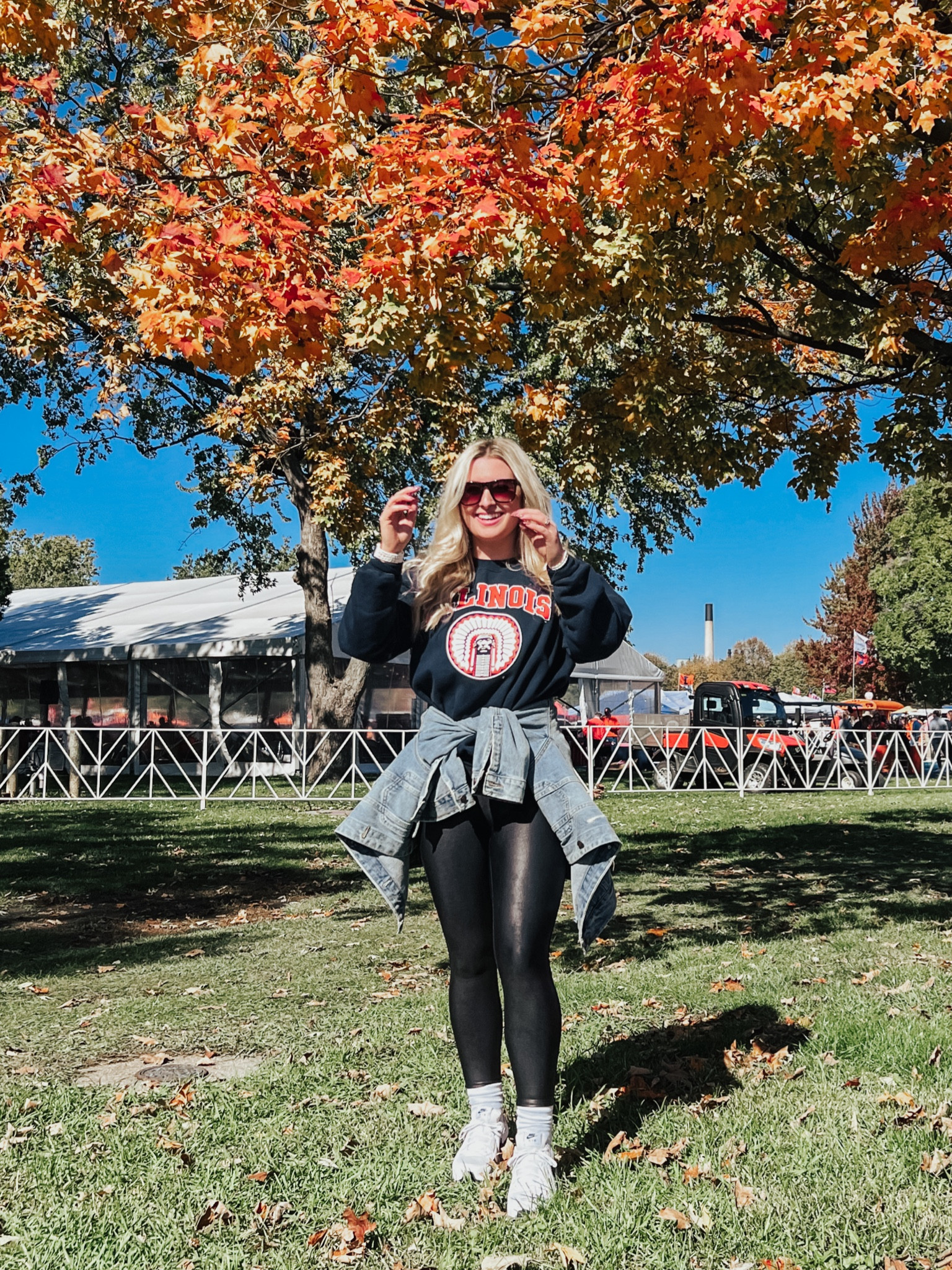Fall Saturdays 🏈 🍂

Brought back my FAVORITE leggings and it’s officially feeling like fall! Don’t forget to size up one size in these. 

This was a thrifted crewneck, but I linked some of my other favorites 🫶

#LTKshoecrush #LTKfindsunder100 #LTKSeasonal