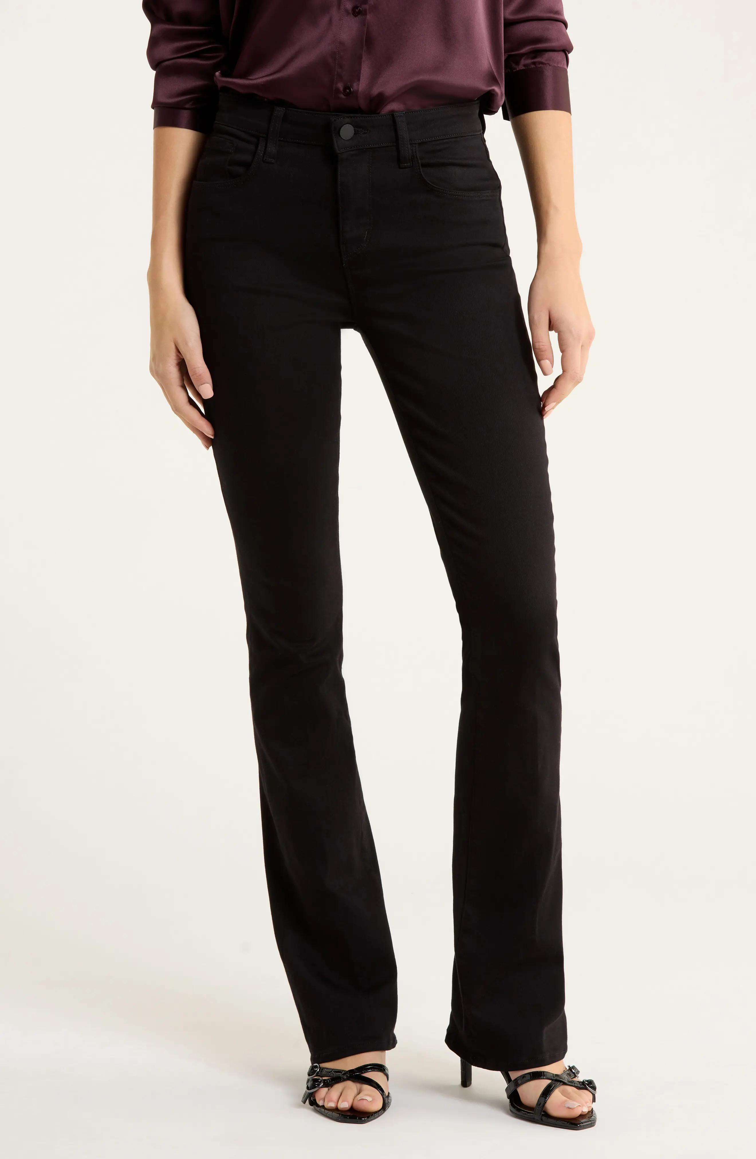 L'AGENCE Selma Sleek Baby Bootcut Jeans in Noir at Nordstrom, Size 34 | Nordstrom