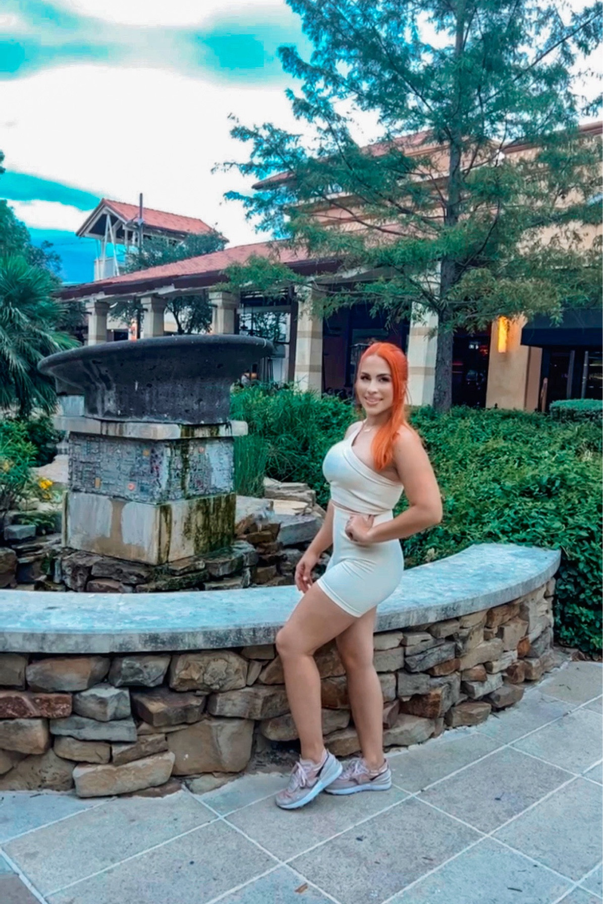 Perfect Summer Outfits!! Love this season. 🧡
#outfits #summeroutfits #longeoutfits #2pieceoutfits #nike #woman 

#LTKstyletip #LTKFind #LTKFitness