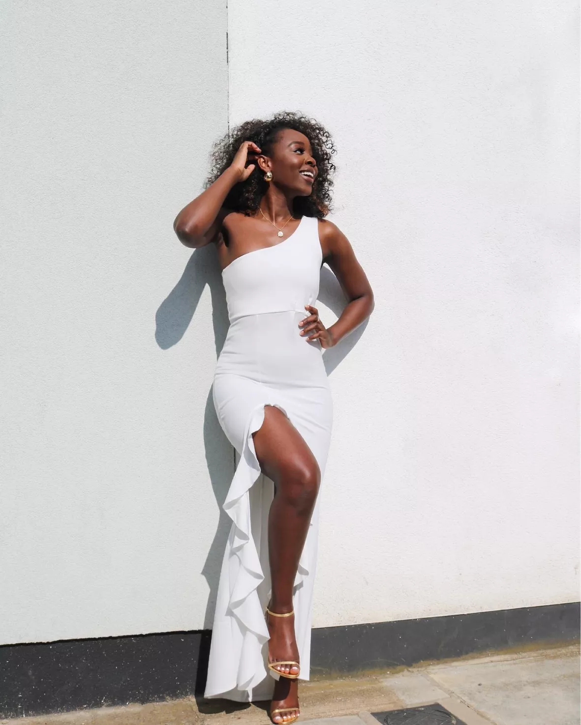 white one shoulder ruffle hem maxi dress Prettylittlething Dress. Size 6 @1300 Cold hand wash only White Floaty Maxi Dress White