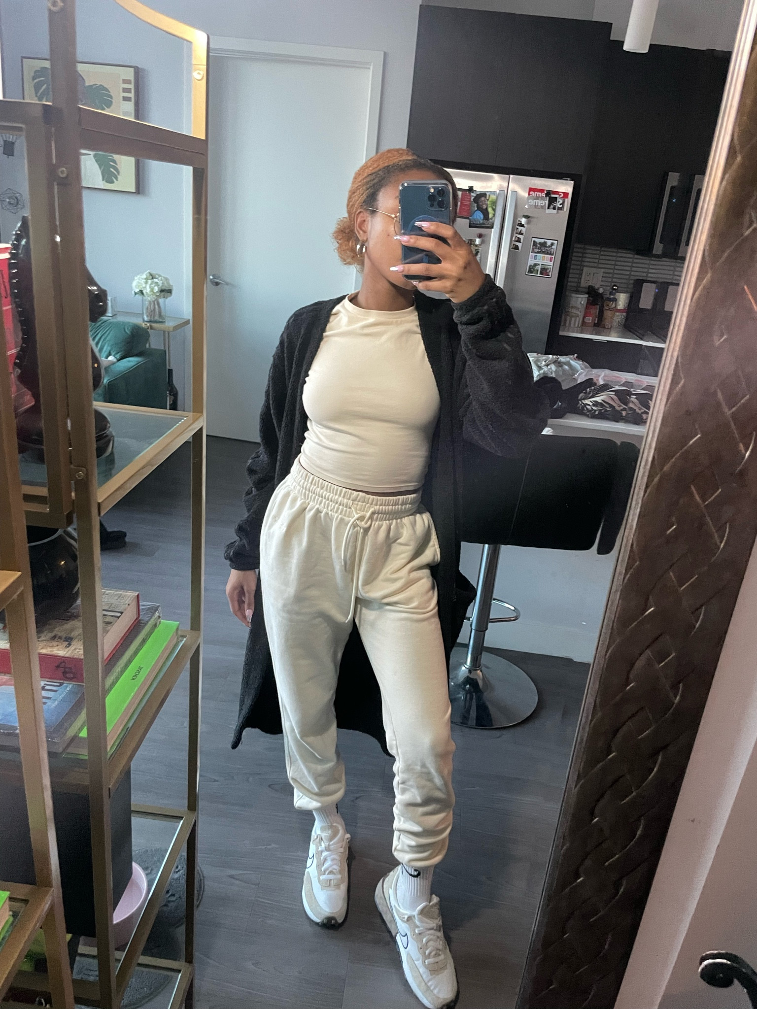 Traveling today and it’s cold! 🖤

#LTKtravel #LTKstyletip #LTKFind