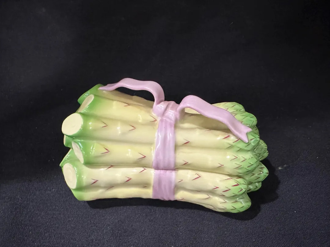 Vintage HEREND Aspargus Trinket Box - Etsy | Etsy (US)