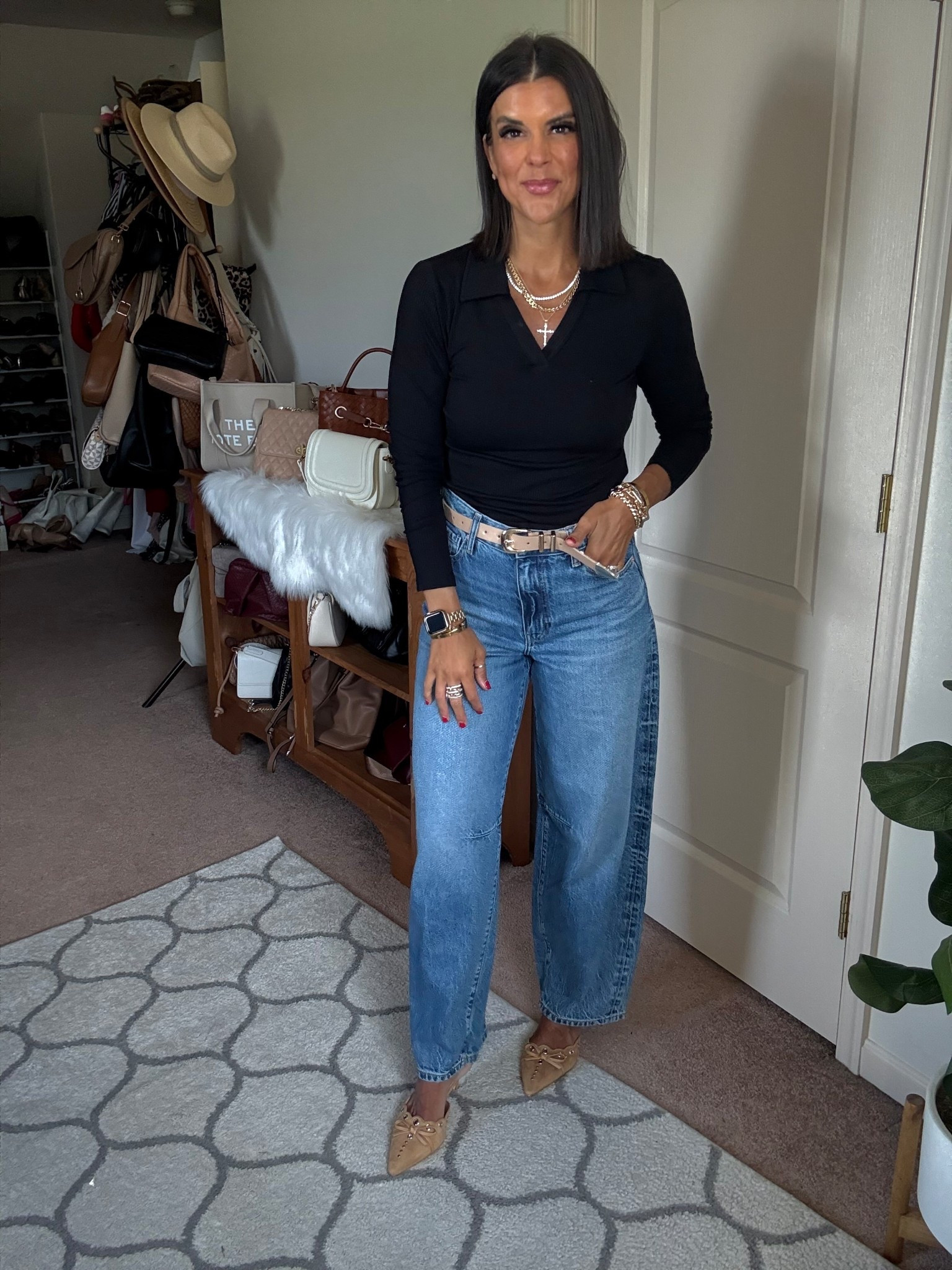 Size small in tee size 26 in jeans (size down if in between)

#LTKFindsUnder100 #LTKSeasonal