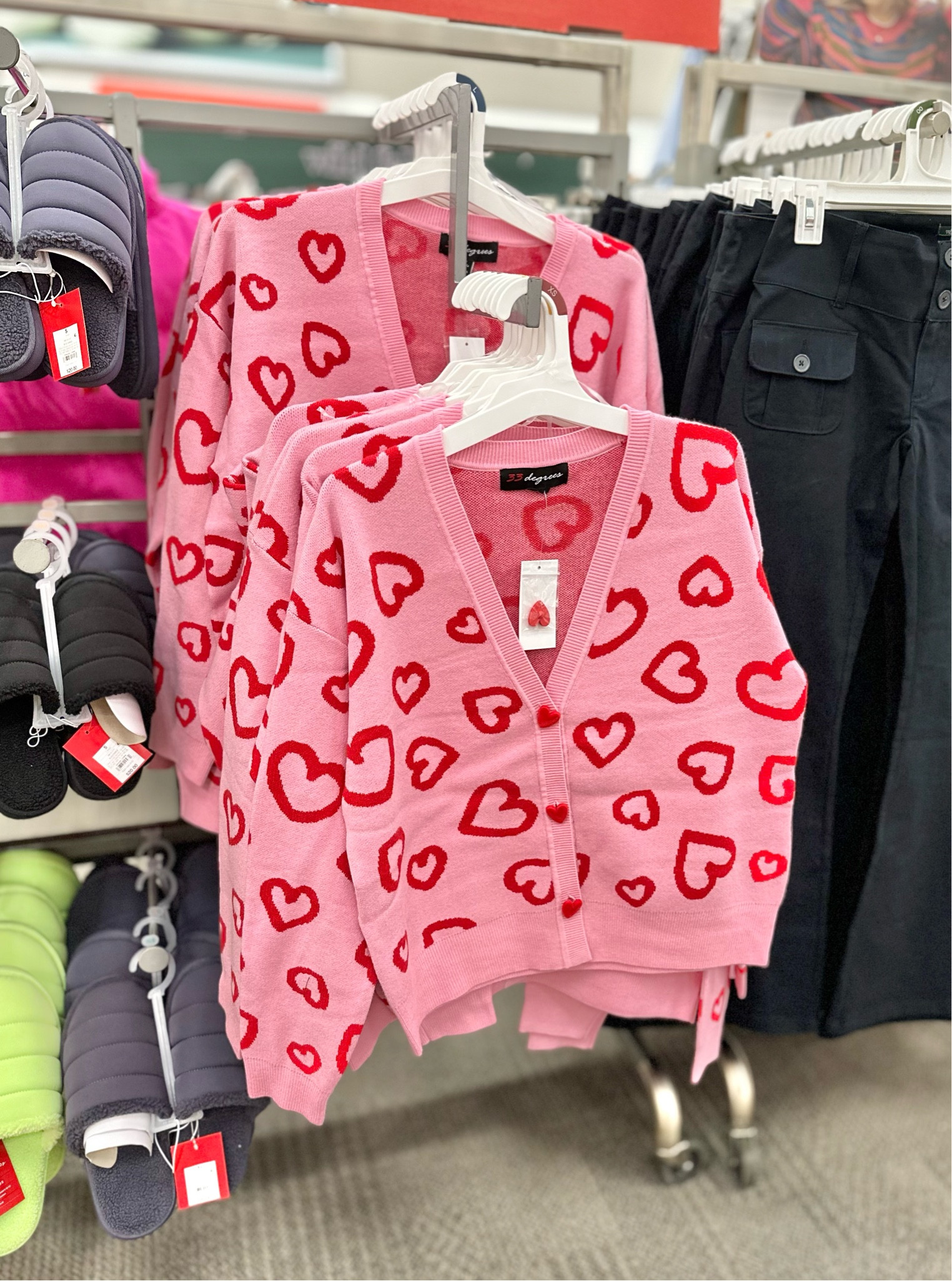 RESTOCK alert! Currently available in all sizes!!❤️

#LTKHoliday #LTKSeasonal #LTKstyletip